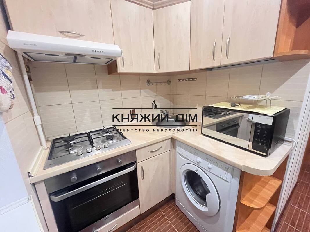 ���� ������� �16