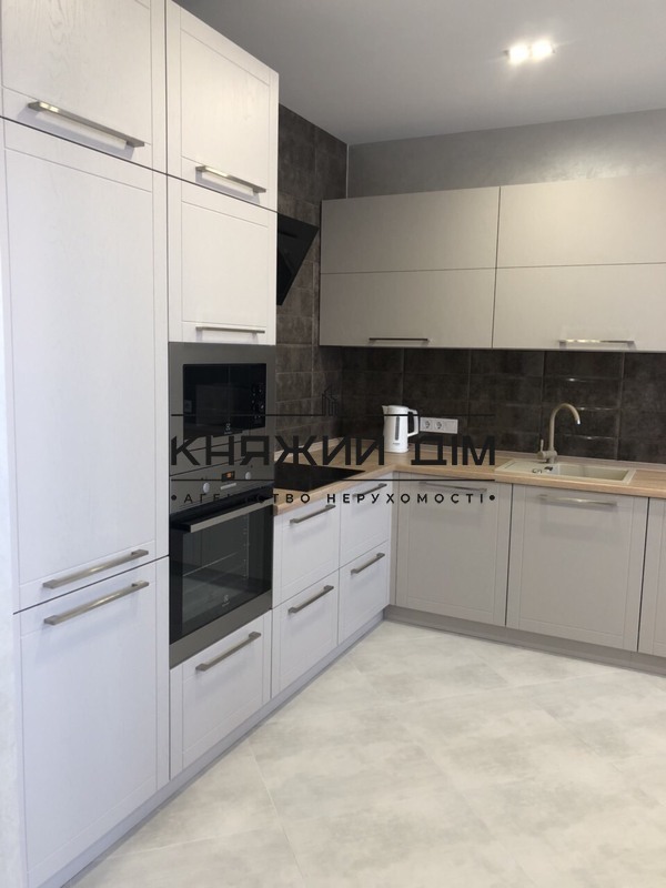 ���� ������� �8