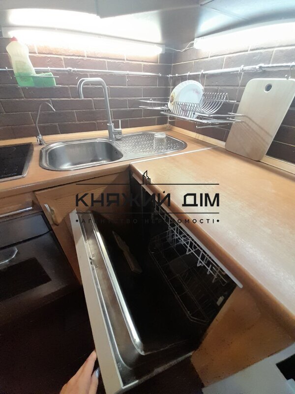 ���� ������� �16