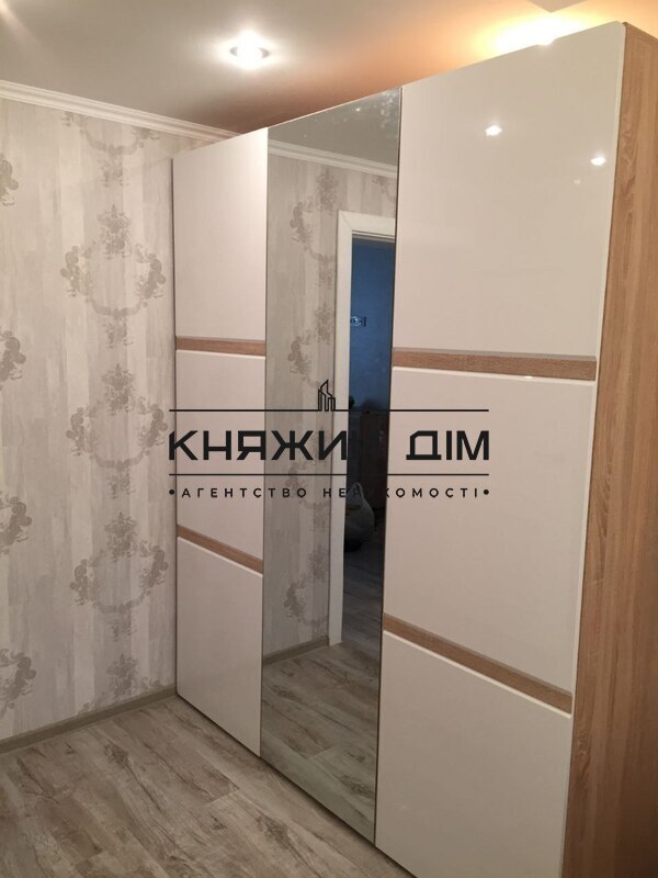 ���� ������� �8