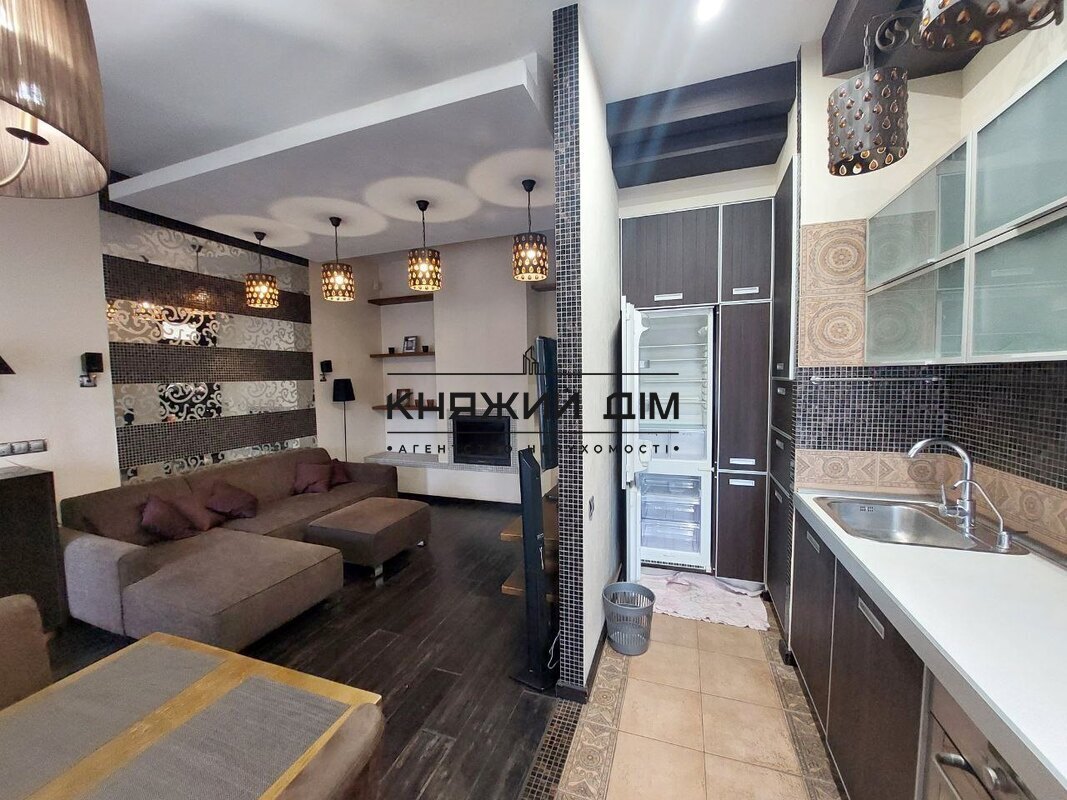 ���� ������� �16