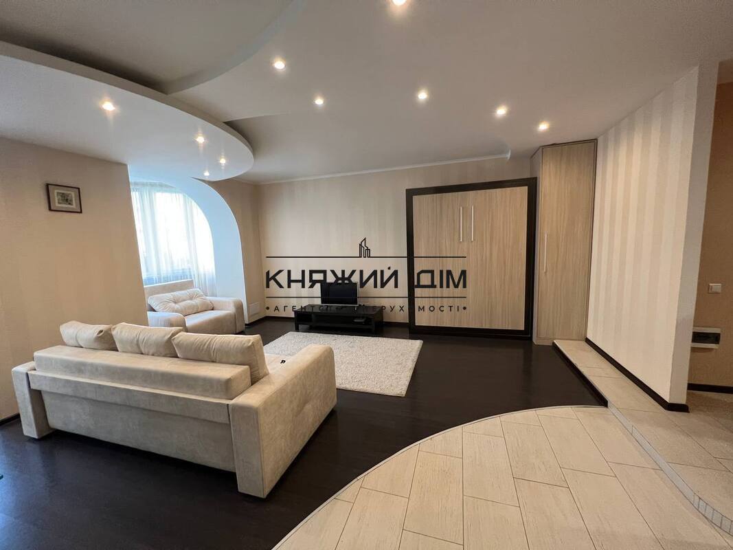 ���� ������� �7