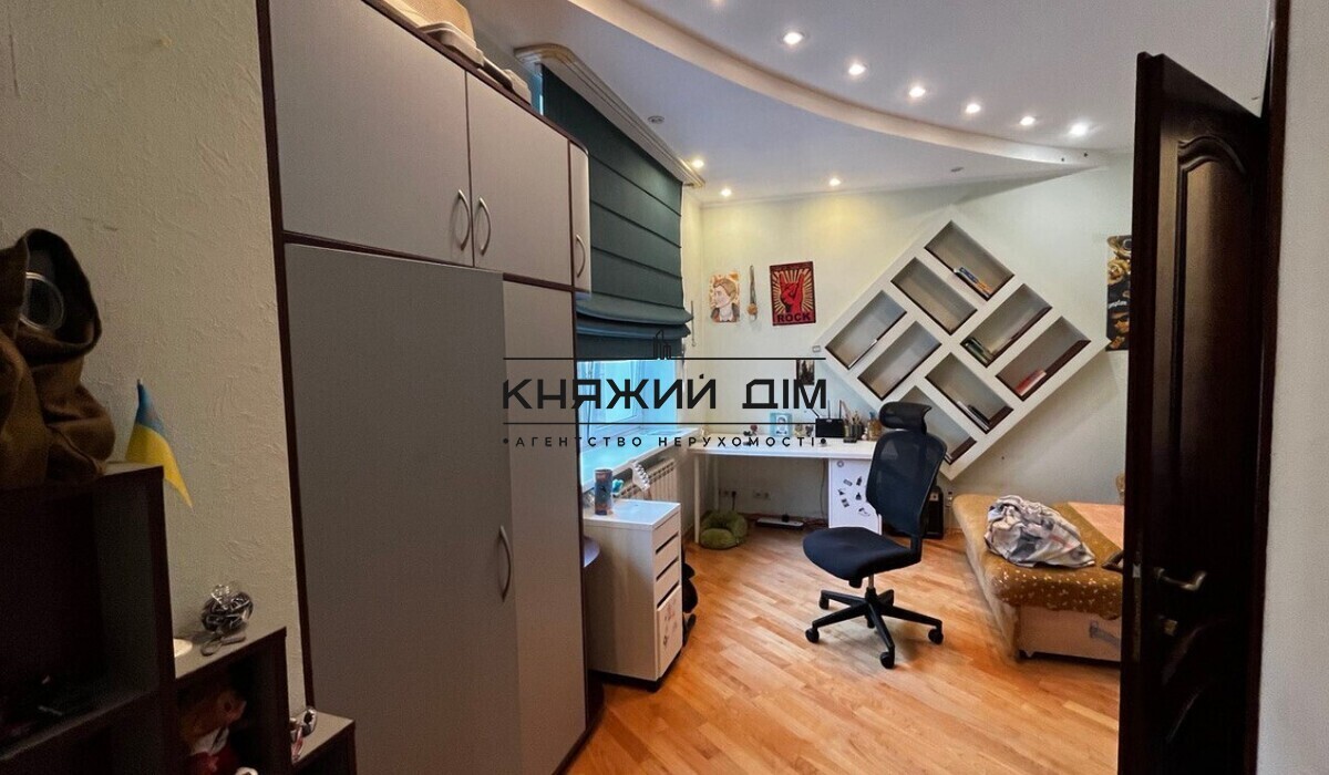 ���� ������� �25