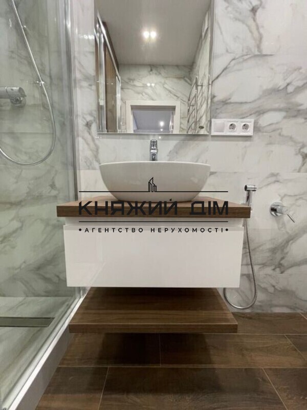 ���� ������� �16