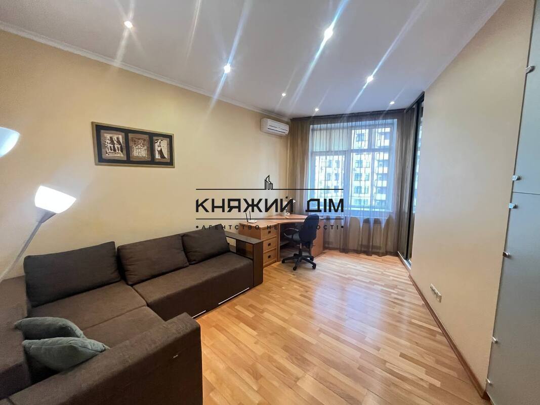 ���� ������� �7