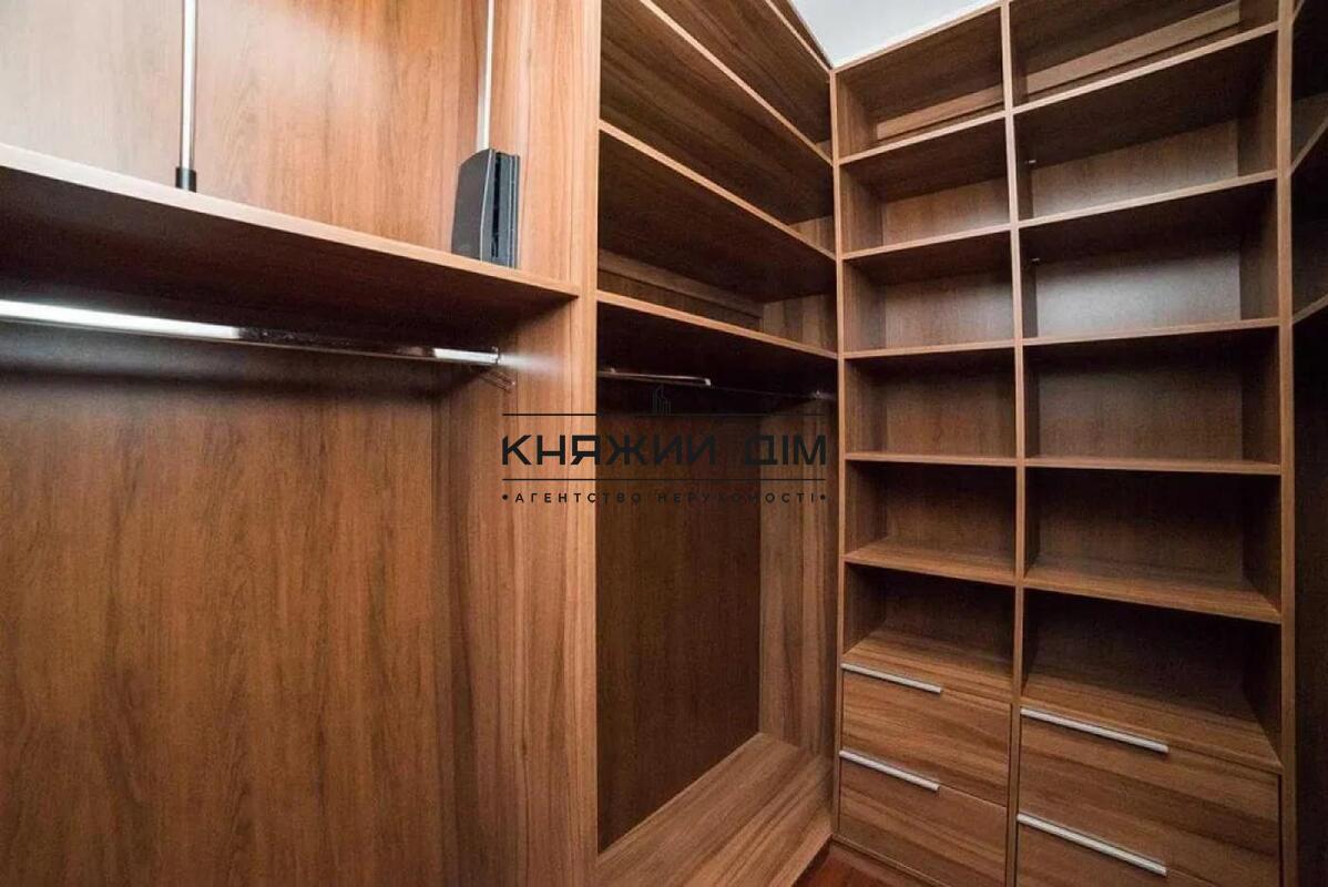 ���� ������� �16