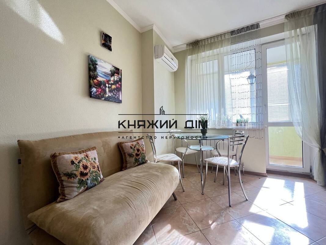 ���� ������� �8