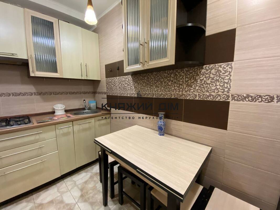 ���� ������� �8