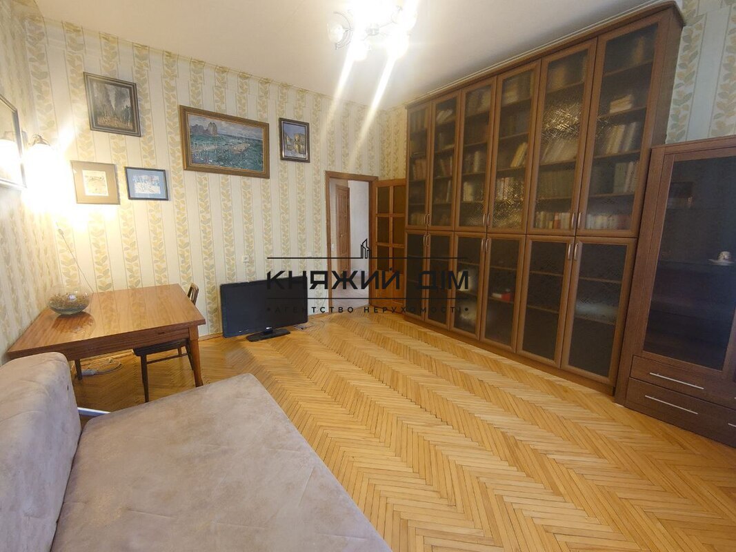 ���� ������� �8