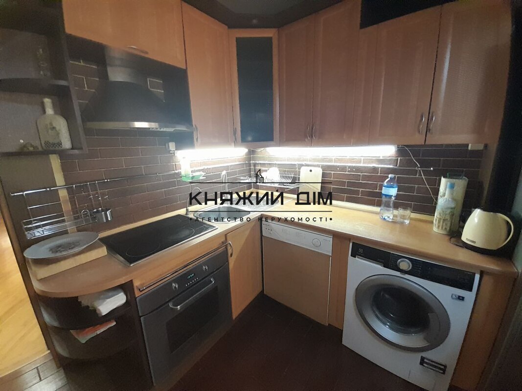 ���� ������� �17