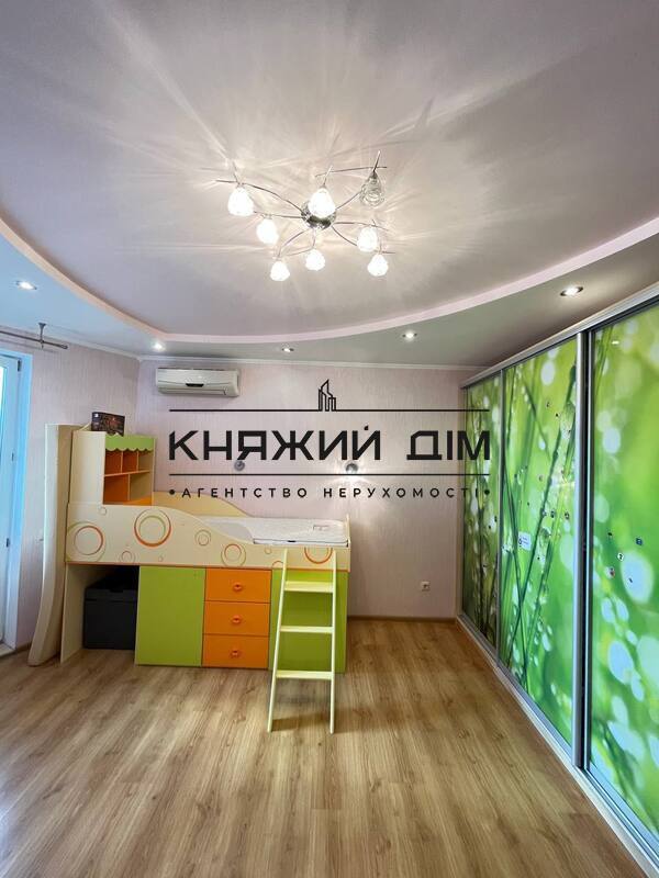 ���� ������� �8