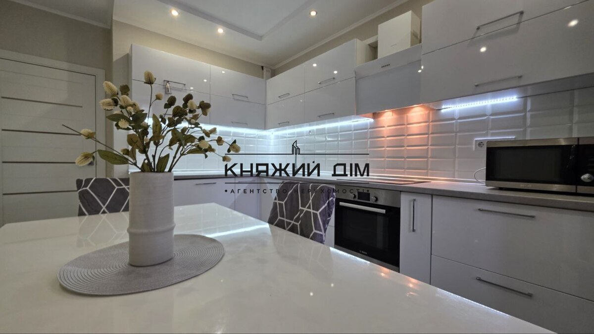 ���� ������� �0