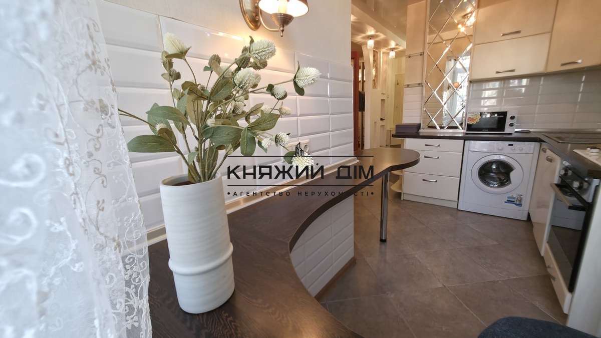 ���� ������� �8